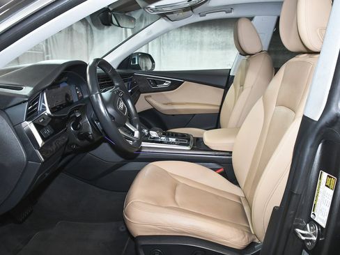 Used 2021 Audi Q8 Premium Plus w/ Premium Plus Package image 63