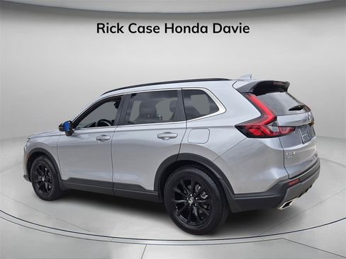 Used 2023 Honda CR-V Sport image 8
