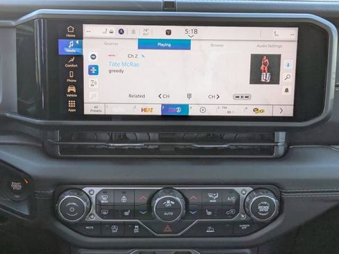 New 2026 Jeep Gladiator Sport image 18