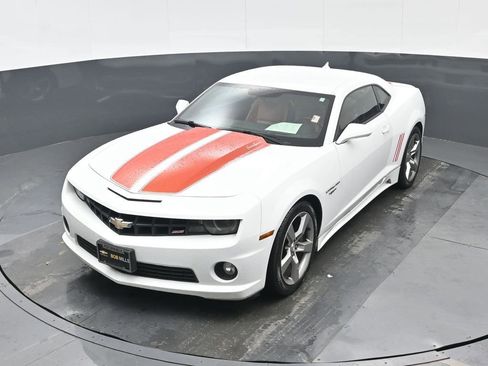 Used 2012 Chevrolet Camaro SS w/ RS Package image 16