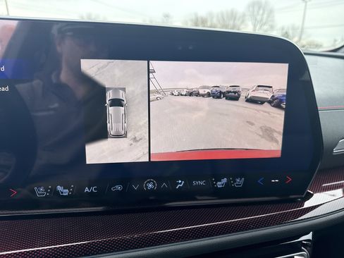 New 2026 Chevrolet Traverse RS image 26