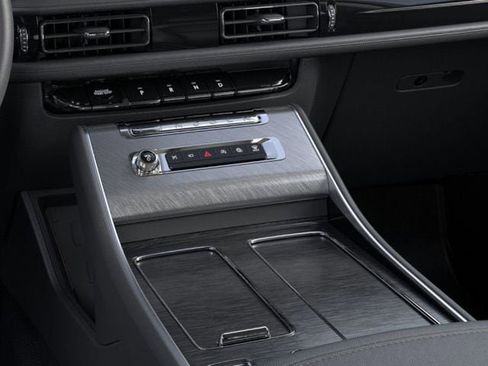 New 2025 Lincoln Aviator AWD w/ Equipment Group 101A image 44