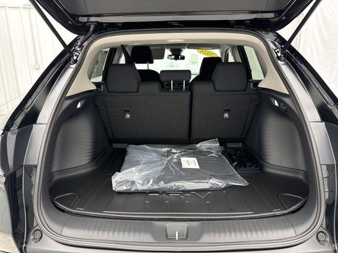 New 2026 Honda HR-V LX image 8