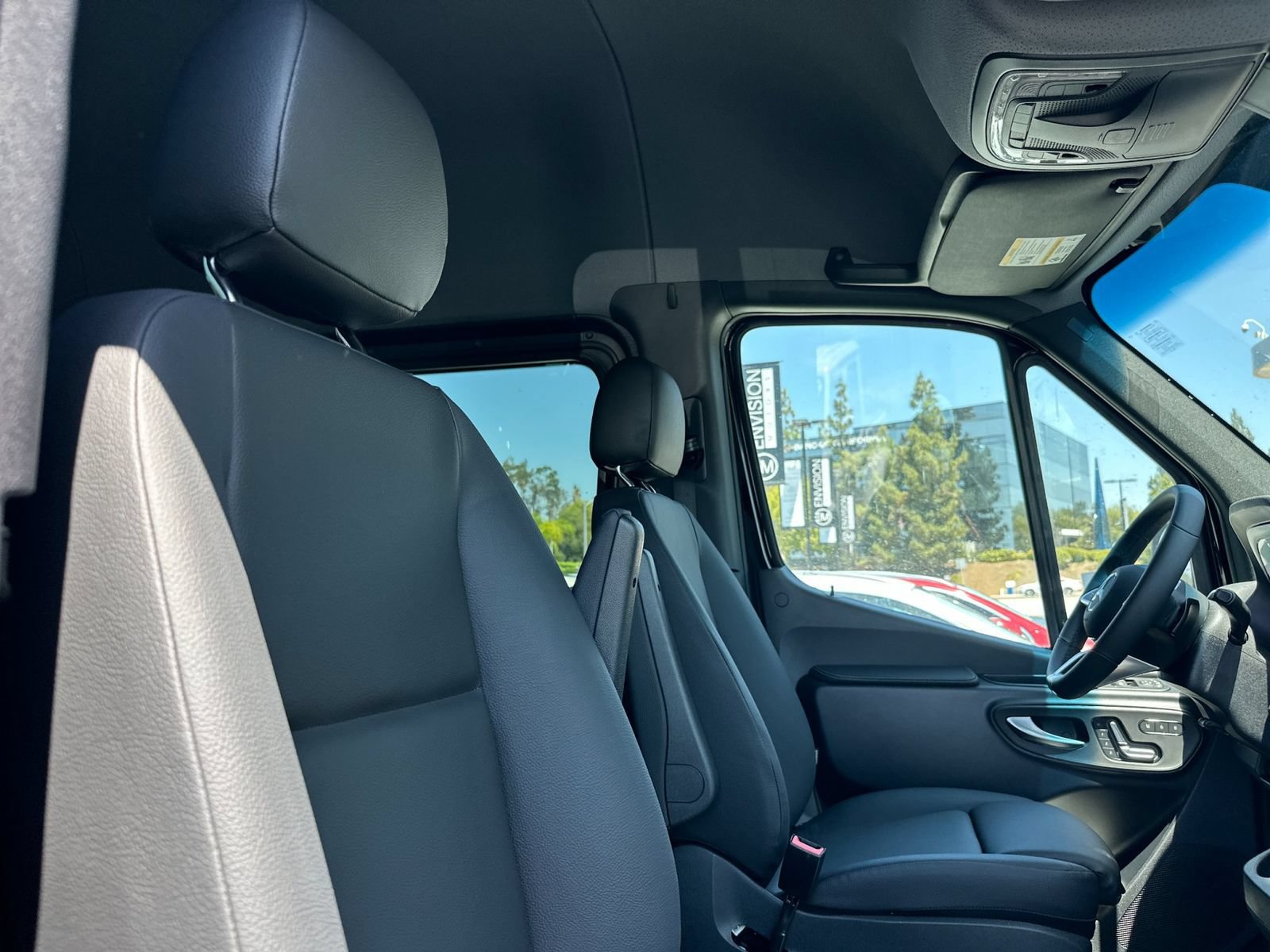 New 2026 Mercedes-Benz Sprinter 2500 image 17