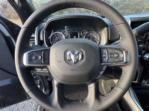 New 2026 RAM 2500 Big Horn AWD/4WD image 16