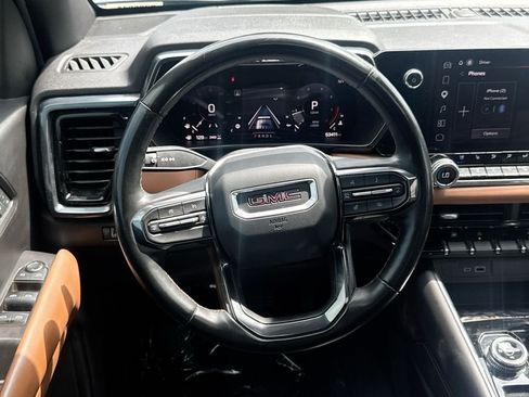 Used 2024 GMC Canyon AT4 w/ AT4 Premium Package AWD/4WD image 24