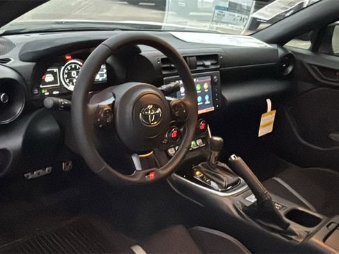 New 2026 Toyota GR86 Premium image 16