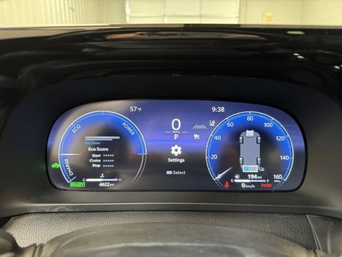 Used 2025 Toyota Crown Signia image 33