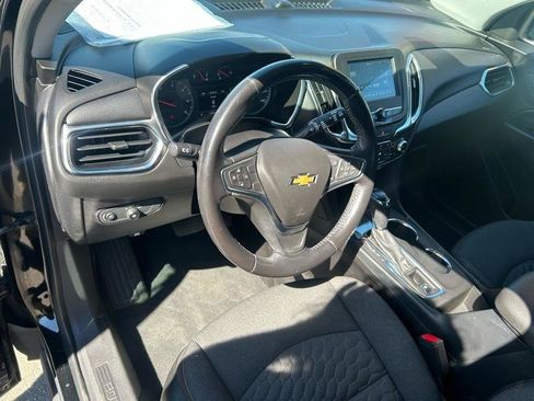 Used 2018 Chevrolet Equinox LT image 8