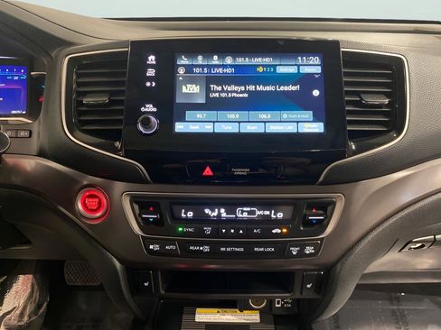 Used 2021 Honda Pilot Special Edition image 14