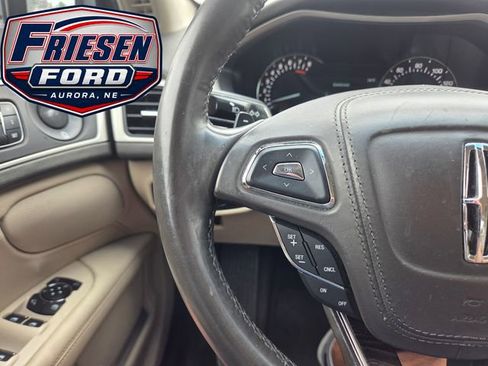 Used 2017 Lincoln MKZ Select AWD/4WD image 15