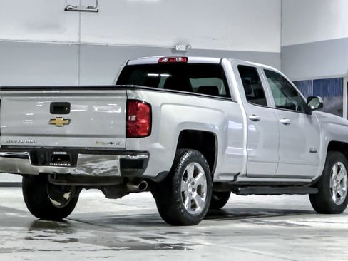 Used 2018 Chevrolet Silverado 1500 LT w/ Texas Edition image 8