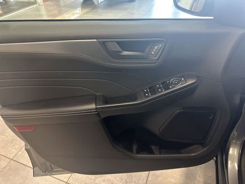 Used 2023 Ford Escape Active w/ Tech Pack #1 AWD/4WD image 20
