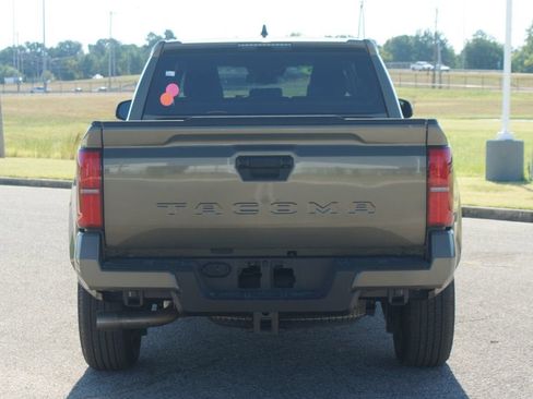 Used 2025 Toyota Tacoma SR5 RWD image 3