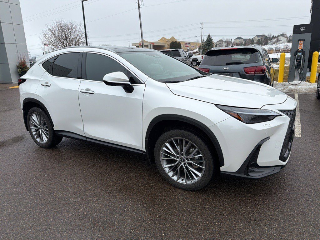 Used 2024 Lexus NX 350 AWD w/ Vision Package image 17