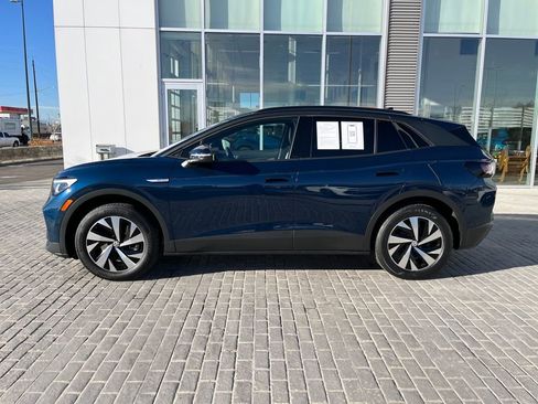 Certified 2023 Volkswagen ID.4 Pro image 2