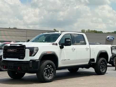 Used 2024 GMC Sierra 2500 AT4X AWD/4WD image 49