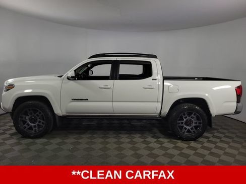 Used 2023 Toyota Tacoma SR5 RWD image 5