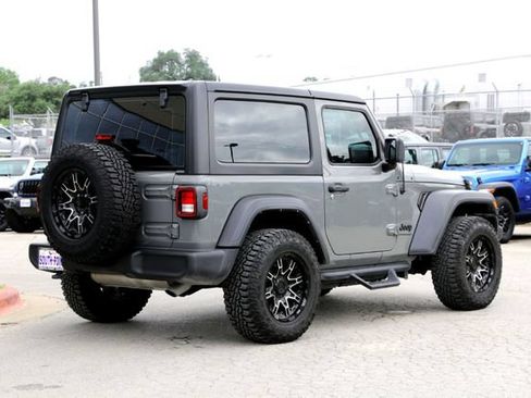 Used 2023 Jeep Wrangler Sport AWD/4WD image 5