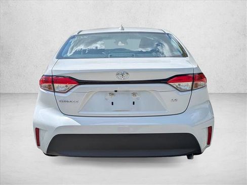 Used 2023 Toyota Corolla LE w/ LE Convenience Package image 6