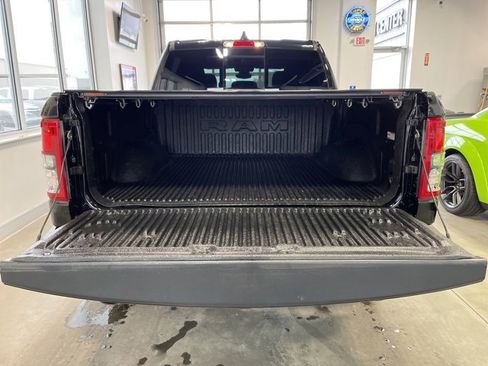 Used 2021 RAM 1500 Big Horn image 10