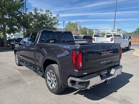 Used 2022 GMC Sierra 1500 SLT w/ SLT Premium Plus Package AWD/4WD image 6