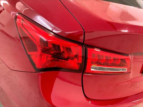Used 2018 Acura TLX image 28