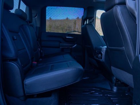 Used 2020 GMC Sierra 2500 Denali w/ Denali Ultimate Package image 17