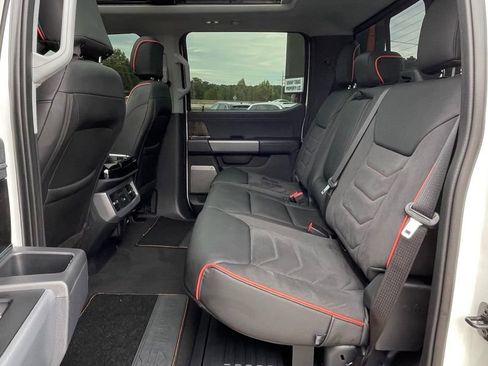 Used 2024 Ford F250 Lariat w/ Lariat Ultimate Package AWD/4WD image 35