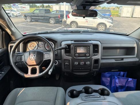 Used 2019 RAM 1500 Express w/ Wheel & Sound Group AWD/4WD image 19