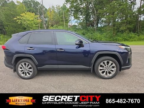 Used 2025 Toyota RAV4 Limited w/ Weather Package AWD/4WD image 4