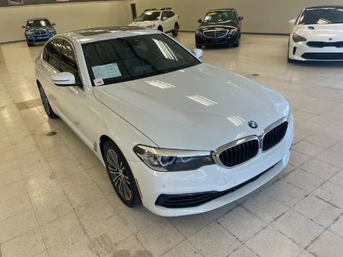 Used 2019 BMW 530i xDrive AWD/4WD image 1