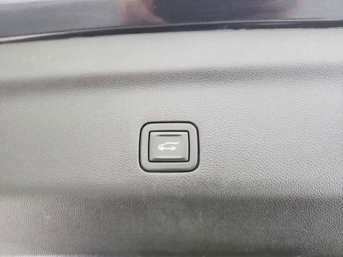 Used 2023 Chevrolet Tahoe Premier image 48