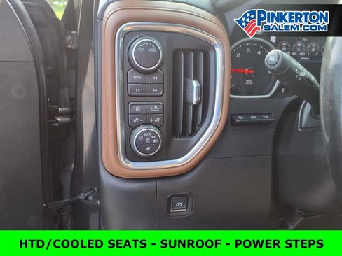Used 2022 Chevrolet Silverado 1500 High Country w/ Technology Package image 18