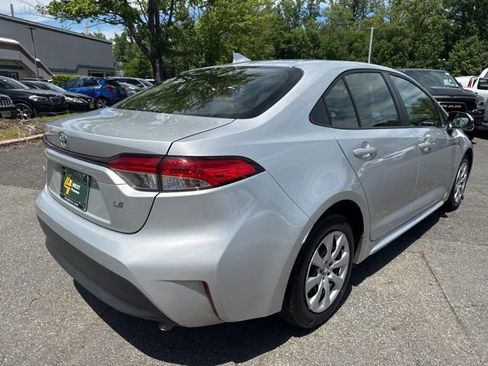 Used 2023 Toyota Corolla LE w/ Carpet Mat Package (TMS) FWD image 17