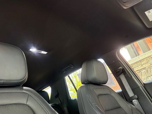 Used 2025 Chevrolet Equinox LT w/ Convenience Package II AWD/4WD image 22