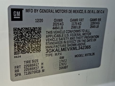 Used 2021 GMC Terrain SLE w/ Driver Convenience Package image 26