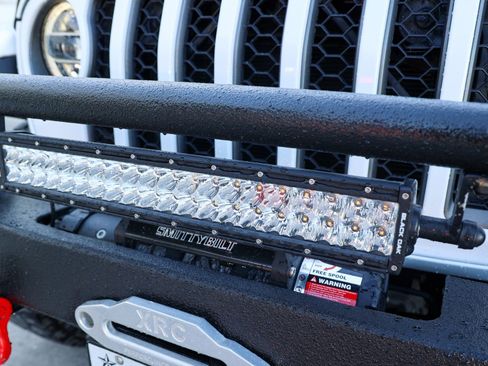 Used 2020 Jeep Gladiator Rubicon image 11