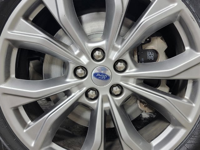 Used 2022 Ford Explorer XLT w/ Equipment Group 202A AWD/4WD image 10