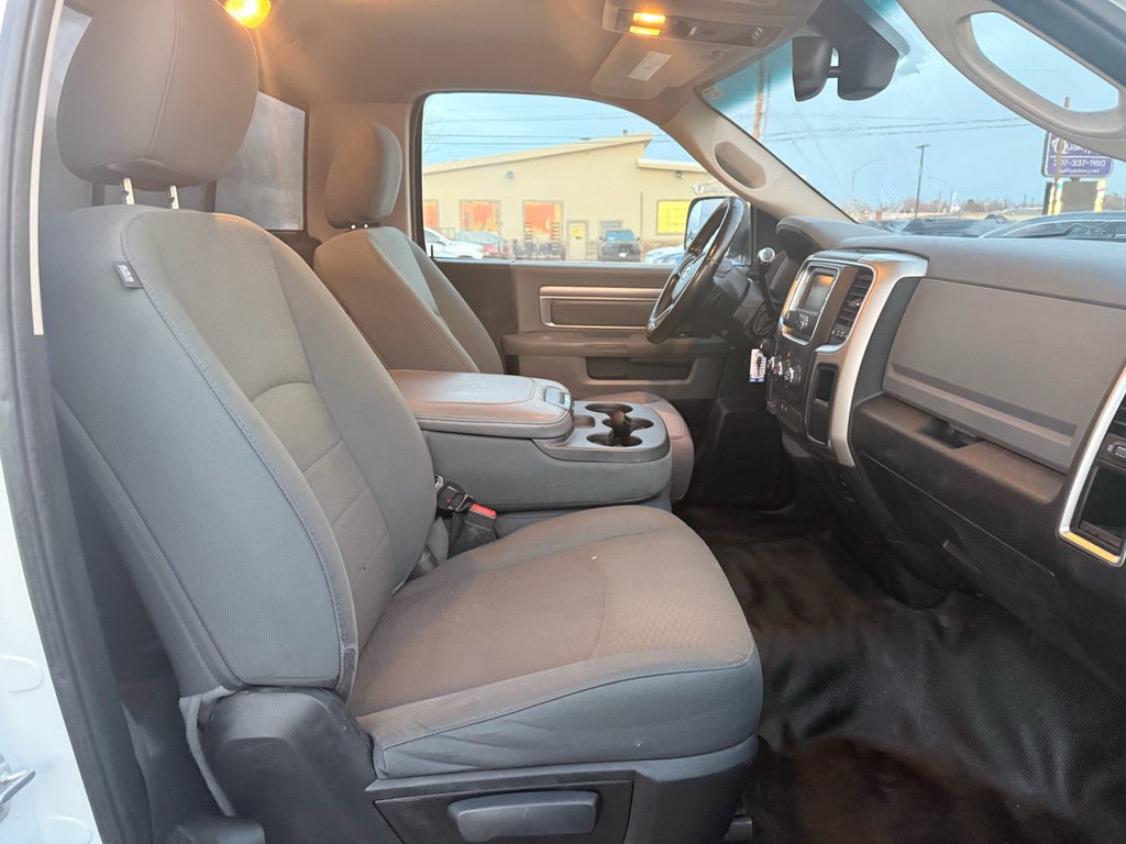 Used 2015 RAM 2500 SLT w/ Luxury Group RWD image 16
