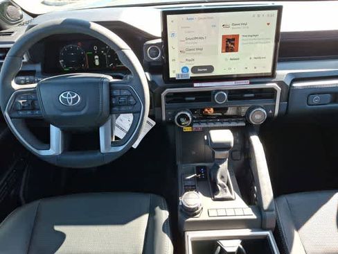 New 2026 Toyota 4Runner Limited AWD/4WD image 2