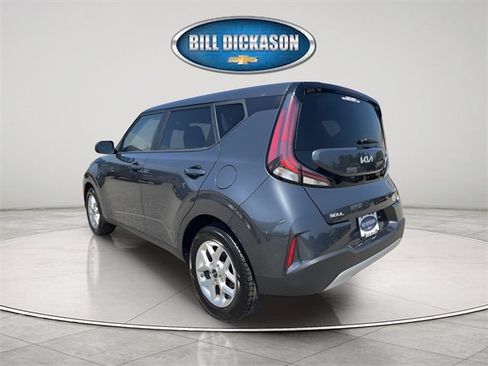 Used 2023 Kia Soul LX w/ LX Technology Package image 5