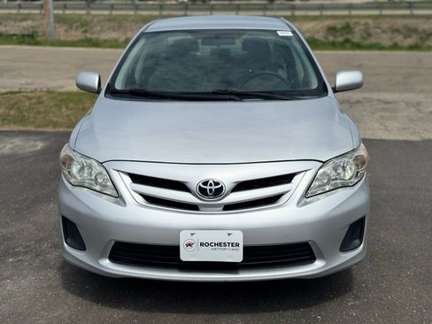 Used 2012 Toyota Corolla LE FWD image 34