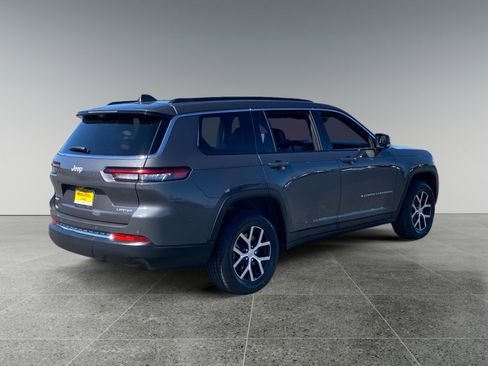 Used 2024 Jeep Grand Cherokee L Limited w/ Luxury Tech Group II image 5