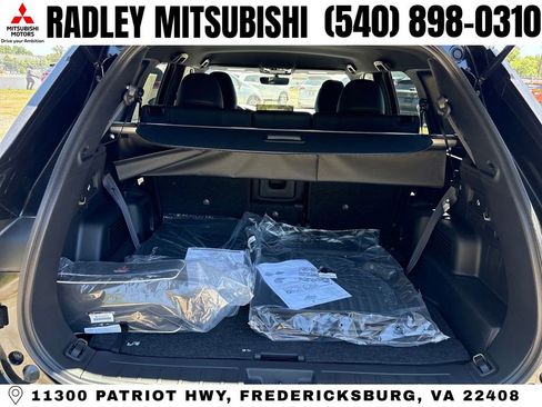 New 2026 Mitsubishi Outlander LE AWD/4WD image 15