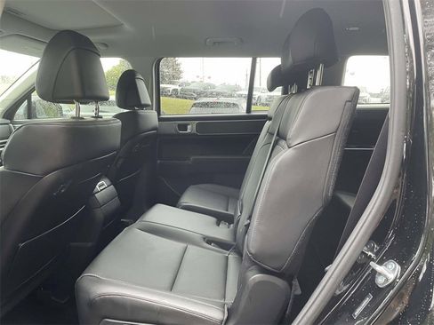 Used 2025 Hyundai Santa Fe XRT w/ Tow & Go Package image 11