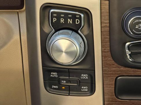 Used 2017 RAM 1500 Laramie w/ Convenience Group image 20