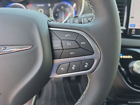 New 2026 Chrysler Voyager LX FWD image 34