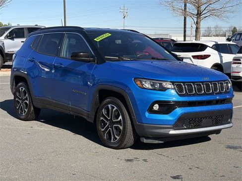 Used 2024 Jeep Compass Limited image 14