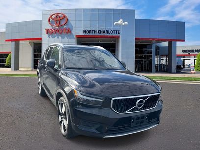 Used 2019 Volvo XC40 T5 Momentum